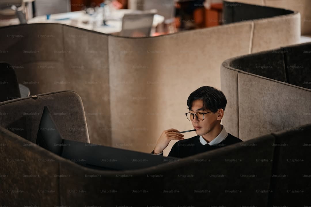 正是青稞老练时:青海囊谦孜荣村青稞丰盈喜迎秋